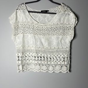 Lilibleu Lace Short Sleeve Top